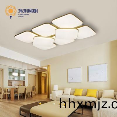北(bei)歐(ou)后(hou)現代(dai)燈(deng)